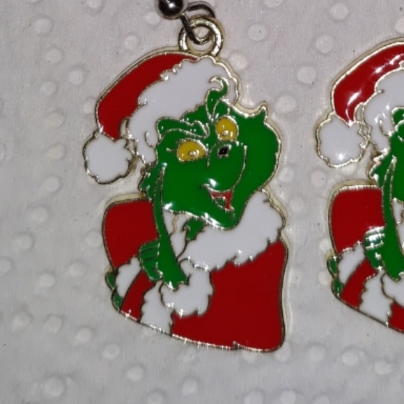 Grinch Dangle Earrings Santa Grinch Head Style NEW - Picture 2 of 7